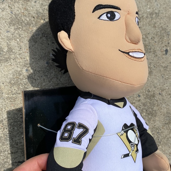 Bleacher Creatures Sidney Crosby Plush - NHL PITTSBURGH PENGUINS - Picture 2 of 4